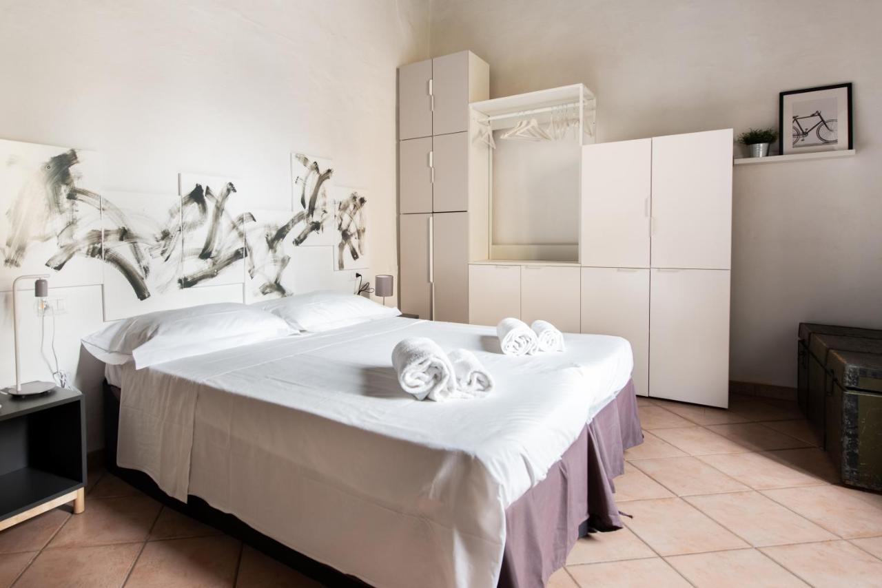 2 Rooms Next To A Market And Piazza Santa Croce - Homeunity Florencja Zewnętrze zdjęcie